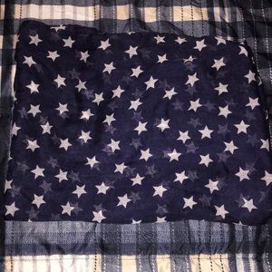 Navy blue scarf with white stars